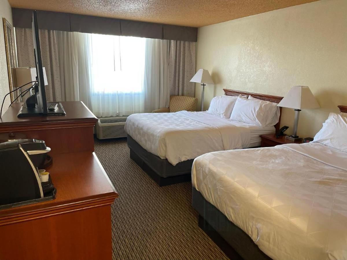 Cortina Inn 拉特兰 外观 照片